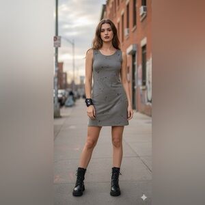 Essex 90s Floral Gray Sleeveless Dress